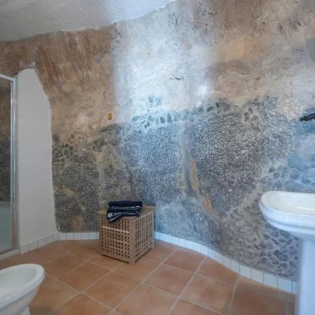 Domus Augusto Villa